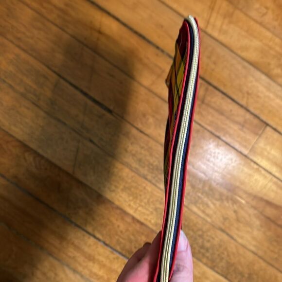 Estée Lauder Plaid Red Green and Yellow Tartan Print Cosmetic Makeup Bag - Picture 4 of 6